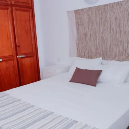 Casa de Férias Acogedora Casa En En Tranquila Urbanización Abades (Tenerife)