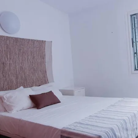 Acogedora Casa En En Tranquila Urbanización * Abades (Tenerife)