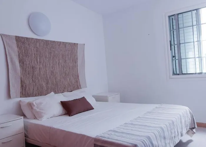 Acogedora Casa En En Tranquila Urbanización * Abades (Tenerife)