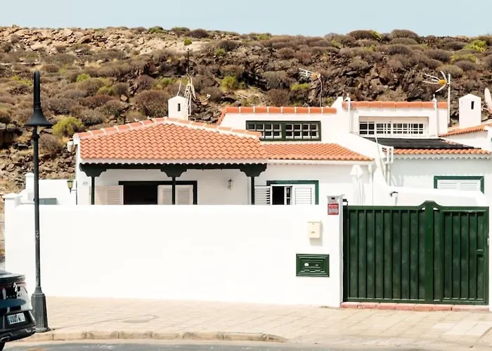 Holiday home Acogedora Casa En En Tranquila Urbanizacion *